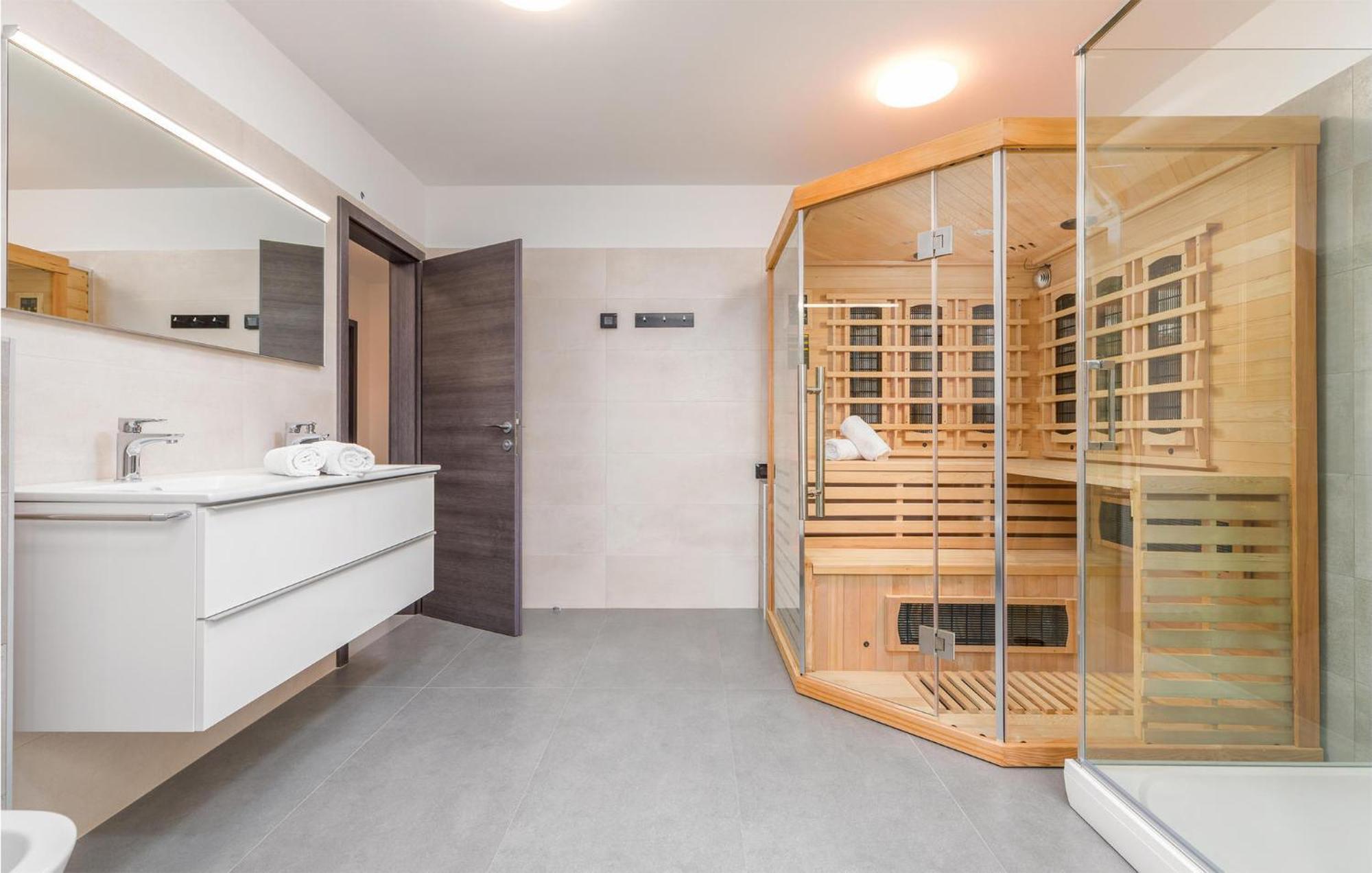 Ferienhaus Gorgeous In With Sauna